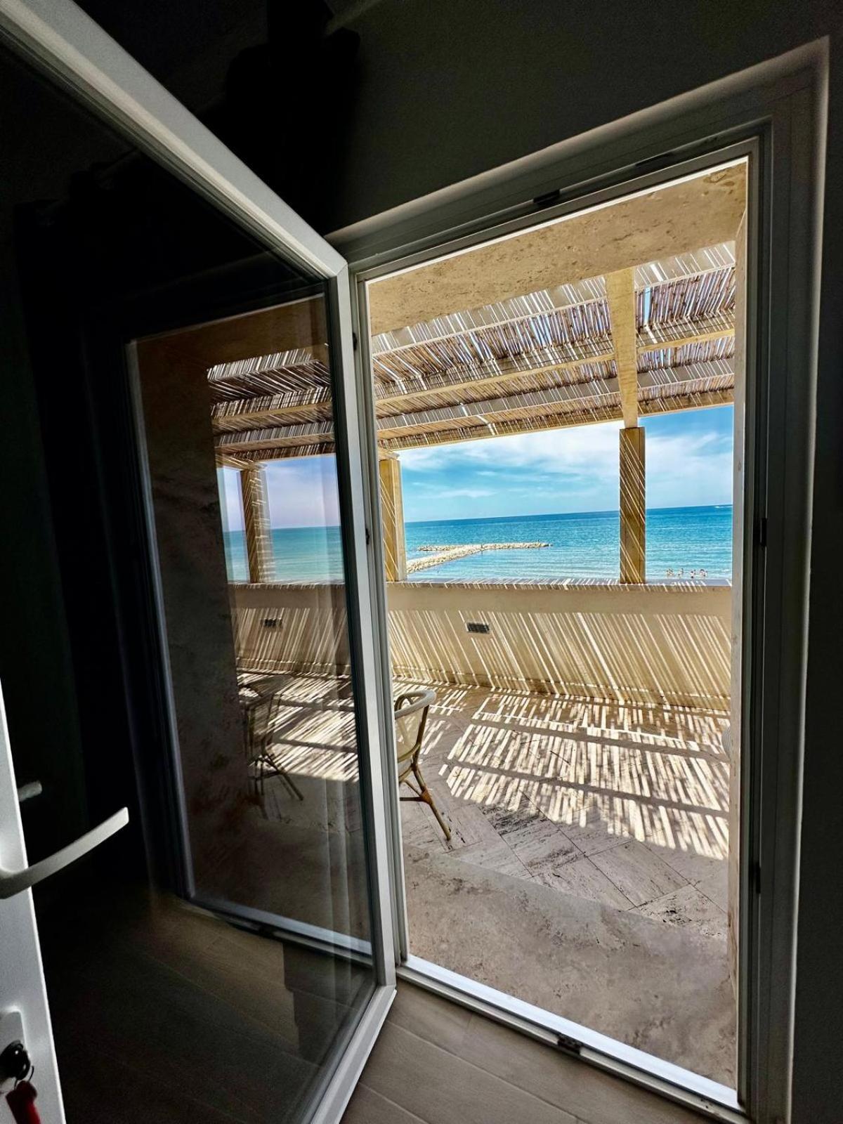 Il Paradiso Sul Mare Άντζιο Εξωτερικό φωτογραφία